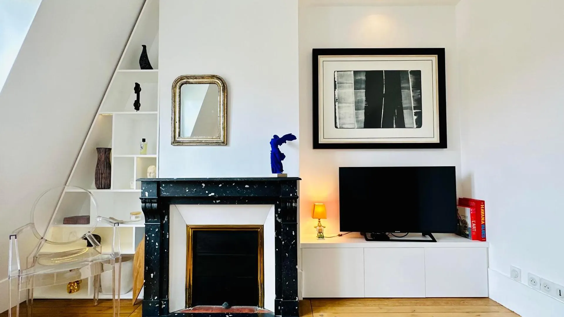 Lovely Cosy Apartment - Paris 16Th contacts